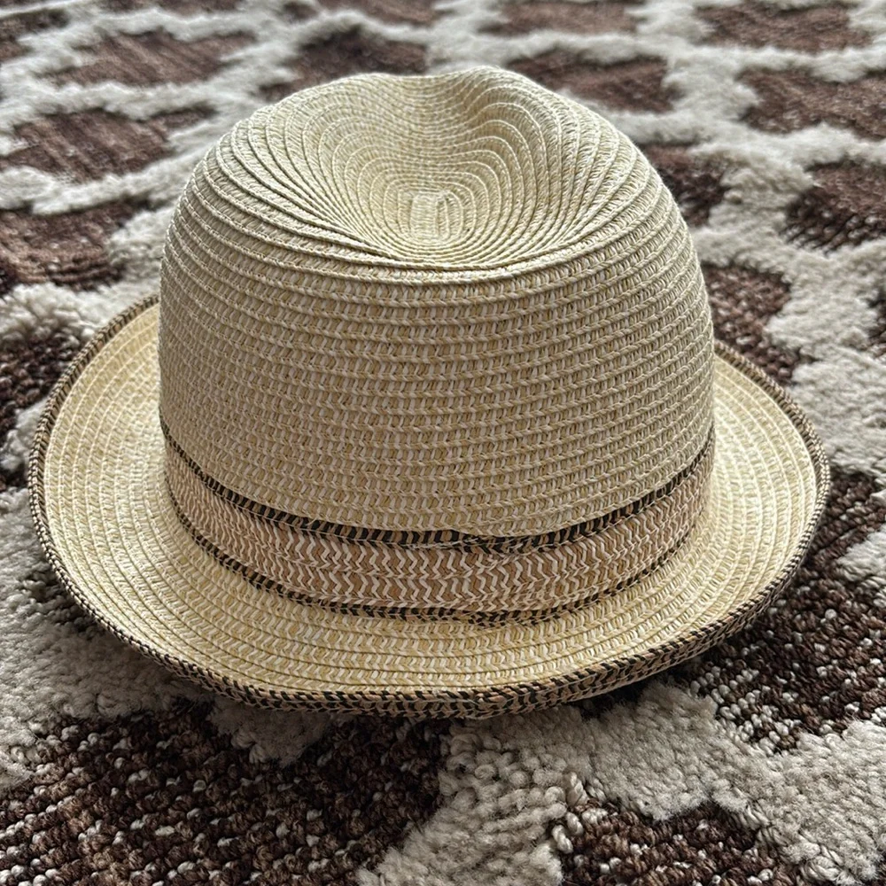 Calvin Klein Stylish Straw Fedora Hat
